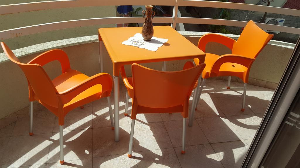 Summer Sea Apartment بودفا المظهر الخارجي الصورة